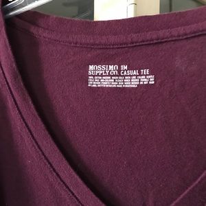 Long sleeve Mossimo casual Tee. 100% cotton.